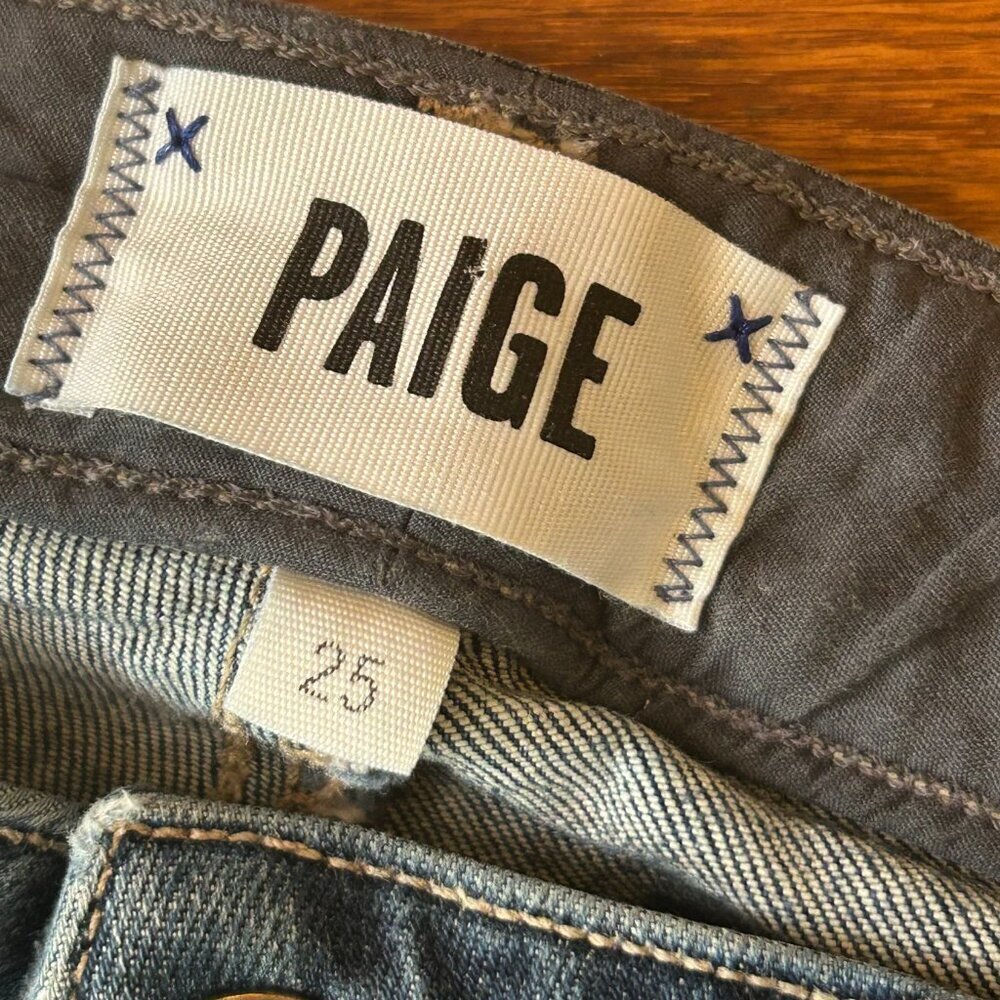 Paige Denim Jeans Julia Model Front Seam size 25 Skinny Jeans Raw Hem Pristine - Picture 7 of 14